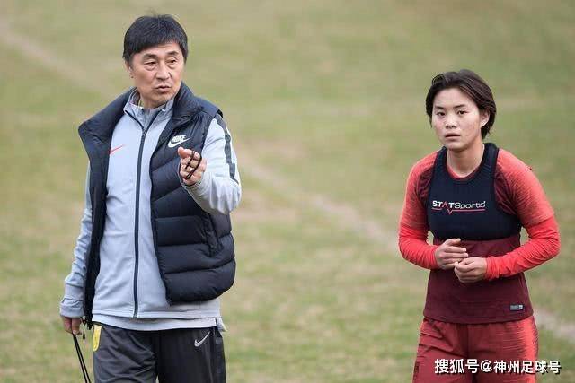 A股即将面临更大调整，小心投资风险